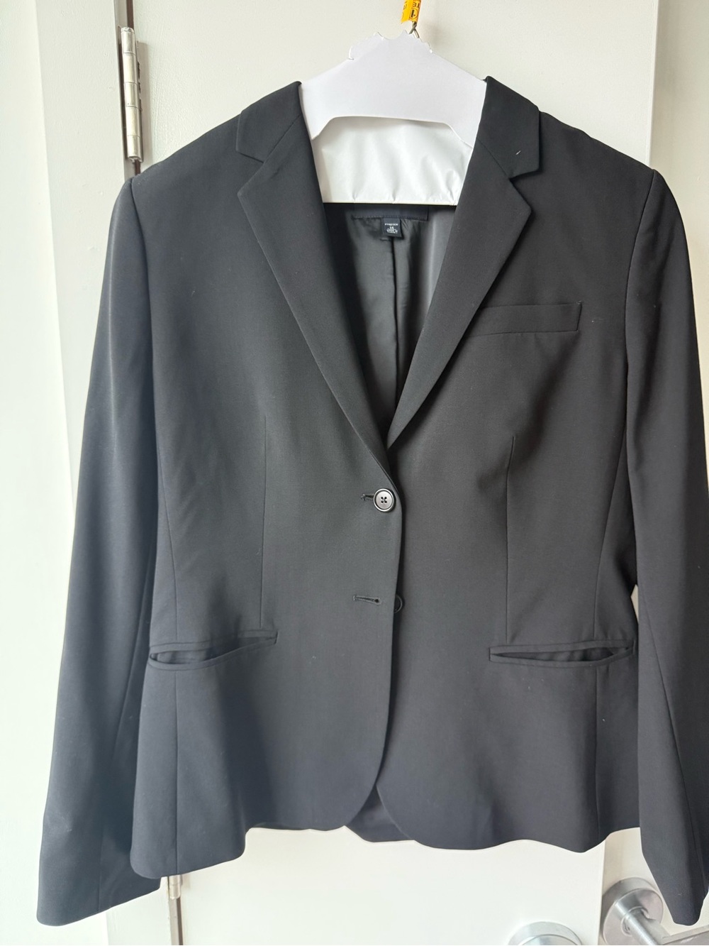 Banana Republic Black Women's Tailored Single-Button Blazer